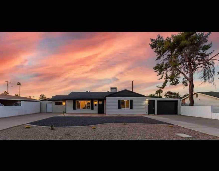 New Tiny Home Uptown Phoenix Extérieur photo